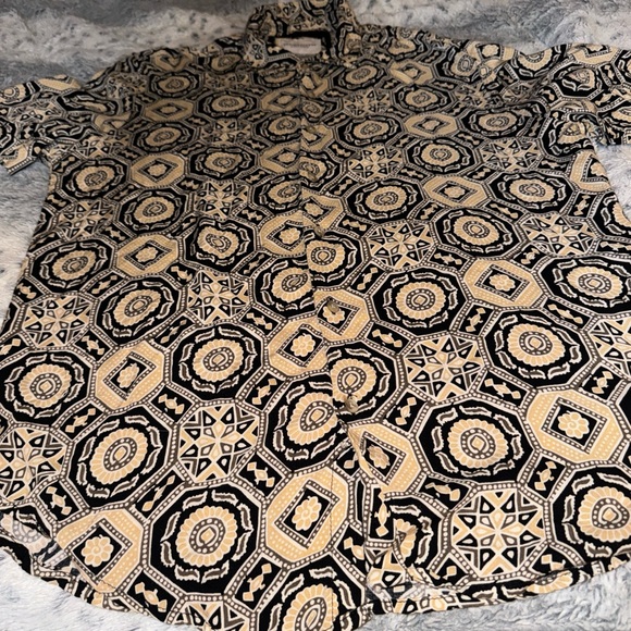 🗣️🗣️Denim & Flower Brand New Collard T-Shirt for Sale! 🔥🔥🔥 - Picture 3 of 6